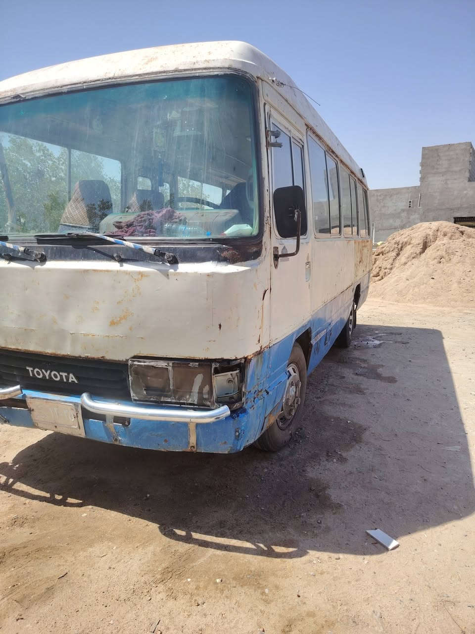 السلام عليكم
كوستر للبيع موديل 84 رقم ديالى
سنويه منتهية 
مكينه وكير واكسن خير من الله
مكينه تيوتا كاز 
حداديه نص عمر
تخم تاير جدد
كشنات نظاف
العنوان البصرة الزبير
السعر اتصل
***********
