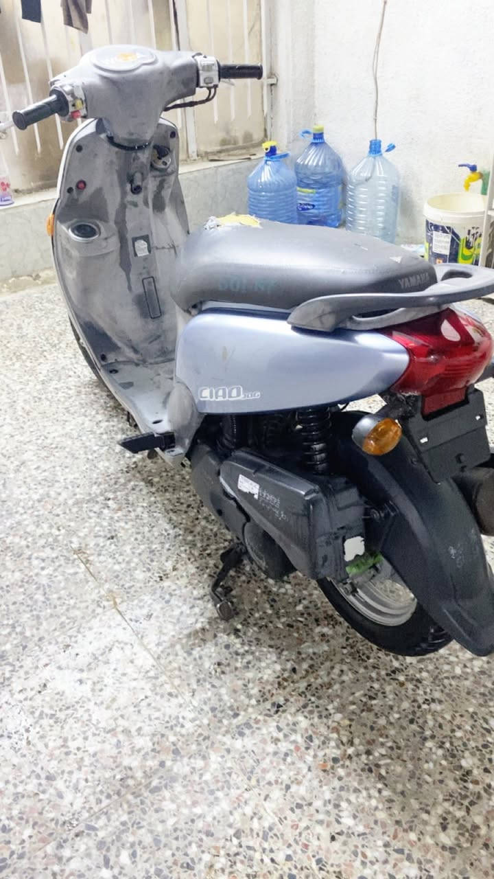 إسلام و عليكم دراجه فله لبيع دراجه صاله سبوعين نازله من ارمبهً دراجه جديده حيل السعر ٨٥٠و بيه مجال العلوان بغداد مدينت الصدر رقم الهاتف ***********
