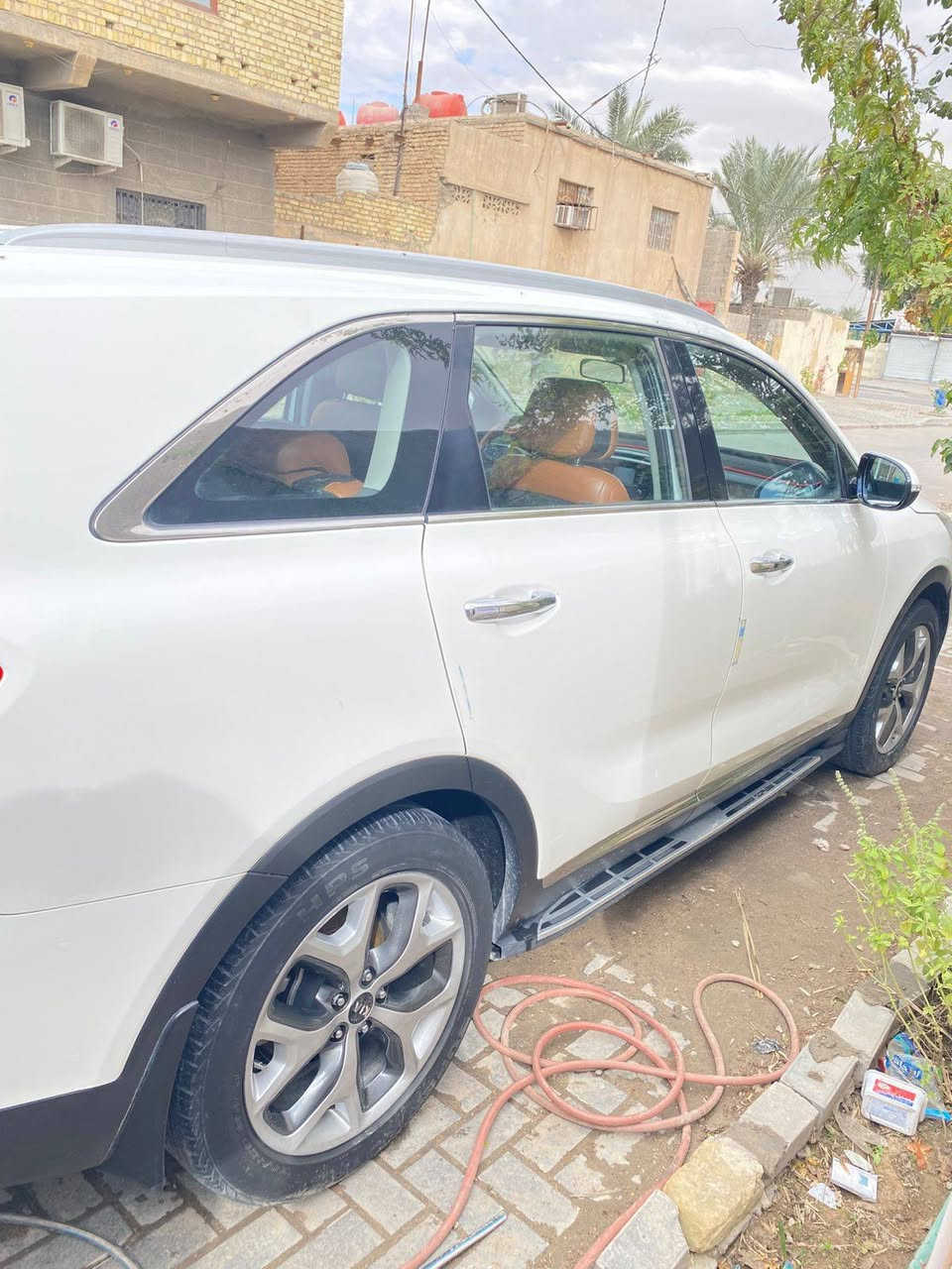 سلام عليكم كيا سورنتو مديل 2016 خليجي مكينه 6 سلندر رقم بغداد مشروع وطني سياره كفاله عامه كير ومحرك كفاله 7 راكب سنويه وهزه جدد جاهزه حداده تخم تاير منضومت تبريد جديده مكان سياره بصره لسعر 210  للستفسار ***********
