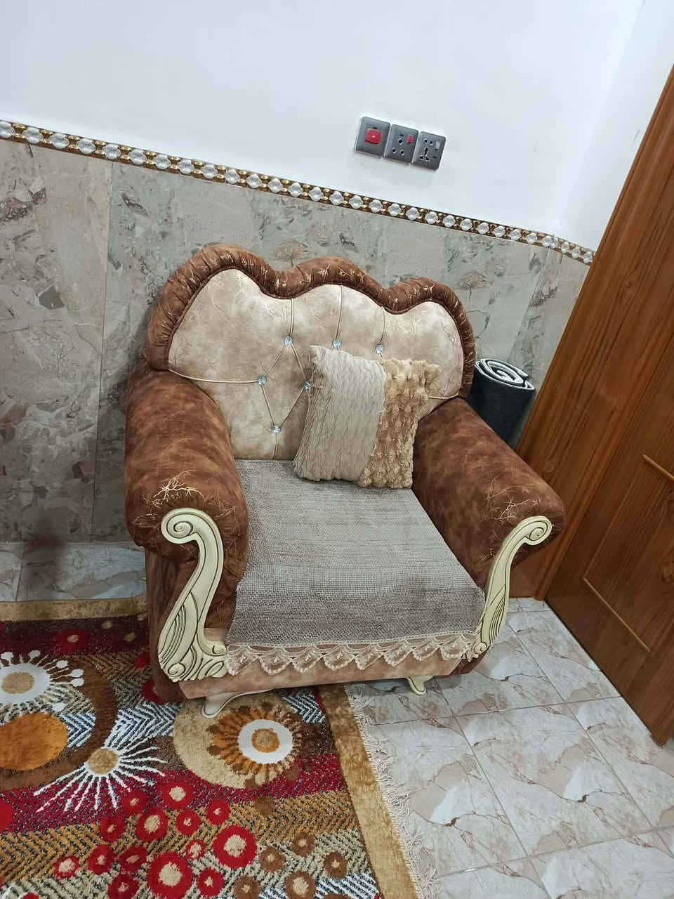 تخم صار سبوعين من مسكمي ب مليون و ١٠٠ مستعجلين على بيعته يردو ٨٠٠


**إذا كنت صاحب هذا الإعلان وتريد حذفه لأي سبب، رجاءا أرسل رسالة إلى الدعم الفني**