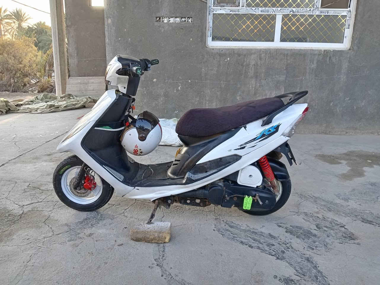 دراجه البيع ماكس نضيفه كلش عليدي مكينه جديده نهضه ومعدل خير من الله مكفوله عل فحص صالنصه fm دراجه كله شغاله دشبول شغال رقمي *********** سعر خاص
