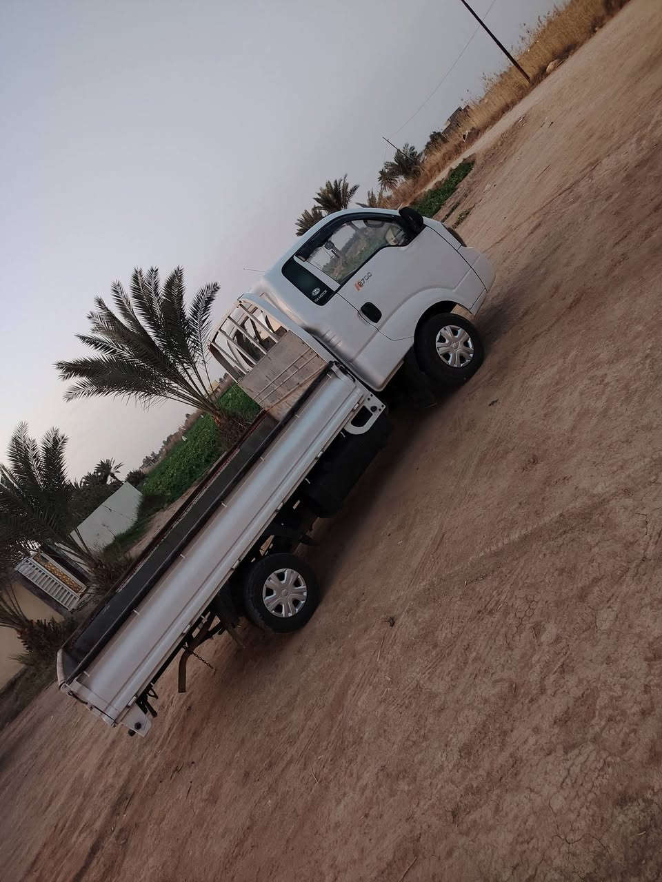 للبيع كيا 2014 نضيفه بدون صبغ بدون تبديل بلاديه  رقم بغداد نكليزي سنويه لغايه 2031
السعر 105 العنوان بابل 
***********
