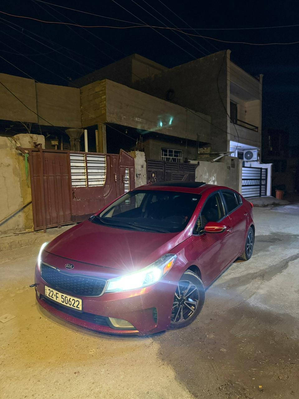 للبيع فورتي موديل 17 لون احمر مواصفات فول واحد على واحد رقم اربيل الجديد محرك 2000 دوش بيهه صبغ جاملغ و شويه بلبنيد بدون ارباك بدون دواخل مكانهه بغداد صليخ ترهم مراوس السعر 120  ***********.  ***********
