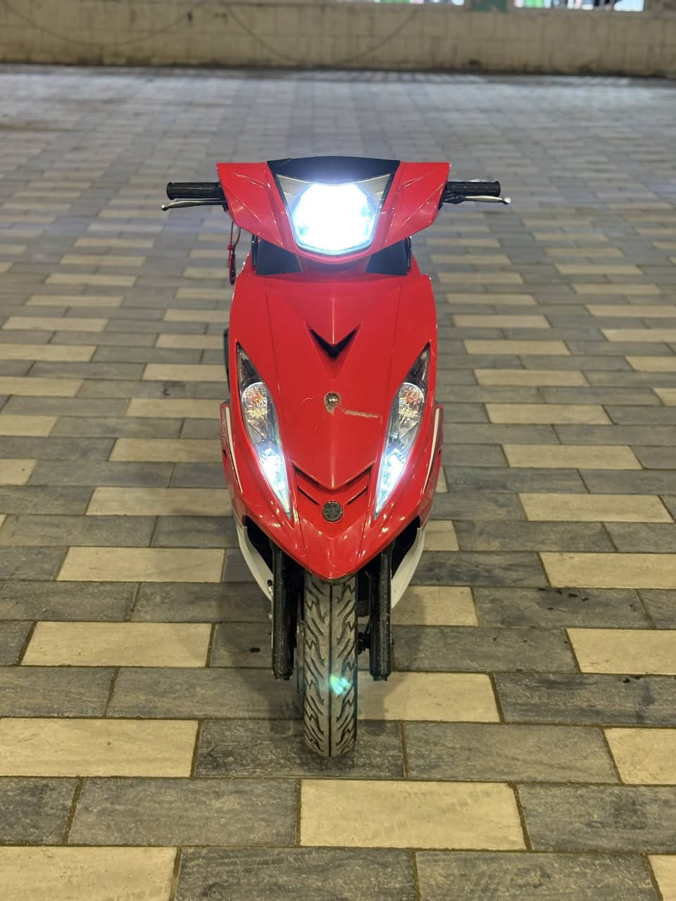 يا الله سلام عليكم شباب دراجه جيتي أر كفاله عامه من كلشي مكينه وكلجات برغي ممفتوح بيهه او بيهه كـت كلجات رياضي شرط شلعه او معدل اشك الكاع دراجه مناقصهه شي بانزين كله محسن دهن امزويل دراجه مال جناي مكاني بغداد مدينة الصدر رقمي *********** اتصل وتدلل واسف على الاطاله 🍀💗.
