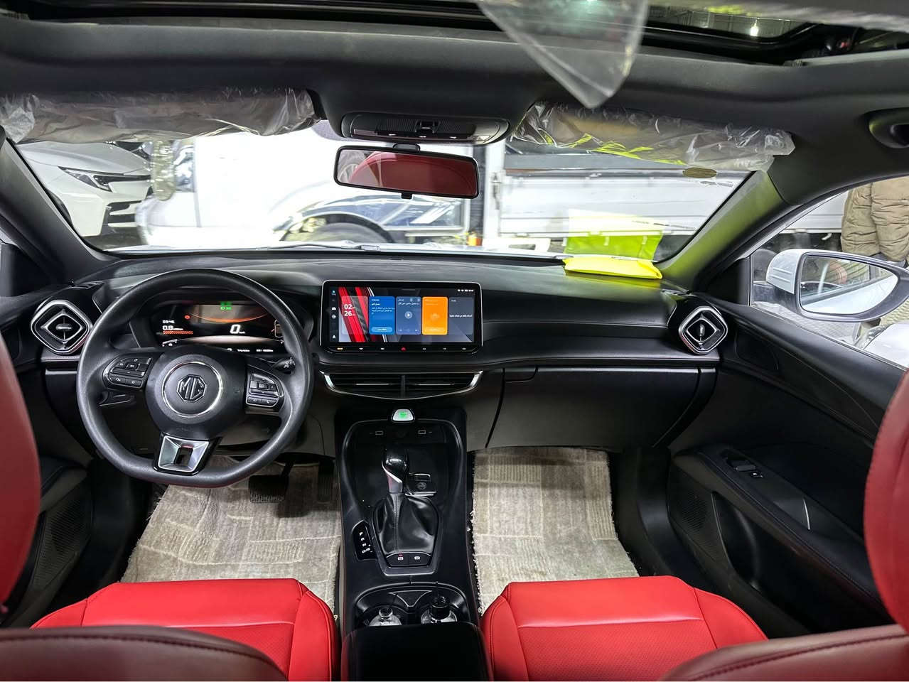 MG GT 
مۆدیل 2025 
فول فول مواسەفات ناو سۆر 
بێ بۆیاغ بێ تعدیل یەک قۆپی بچوک بە PDR چاکراوە
شاشە گەورە شاشە ئەکتیف چوار زمان دحامی لۆ دحامی بەشەرت 15,000KM رۆیشتیە 
سحری 126$ کەمێک مەجال 
بۆ زانیاری زیاتر پەیوەندی بکە بە *********** أربيل, العراق
