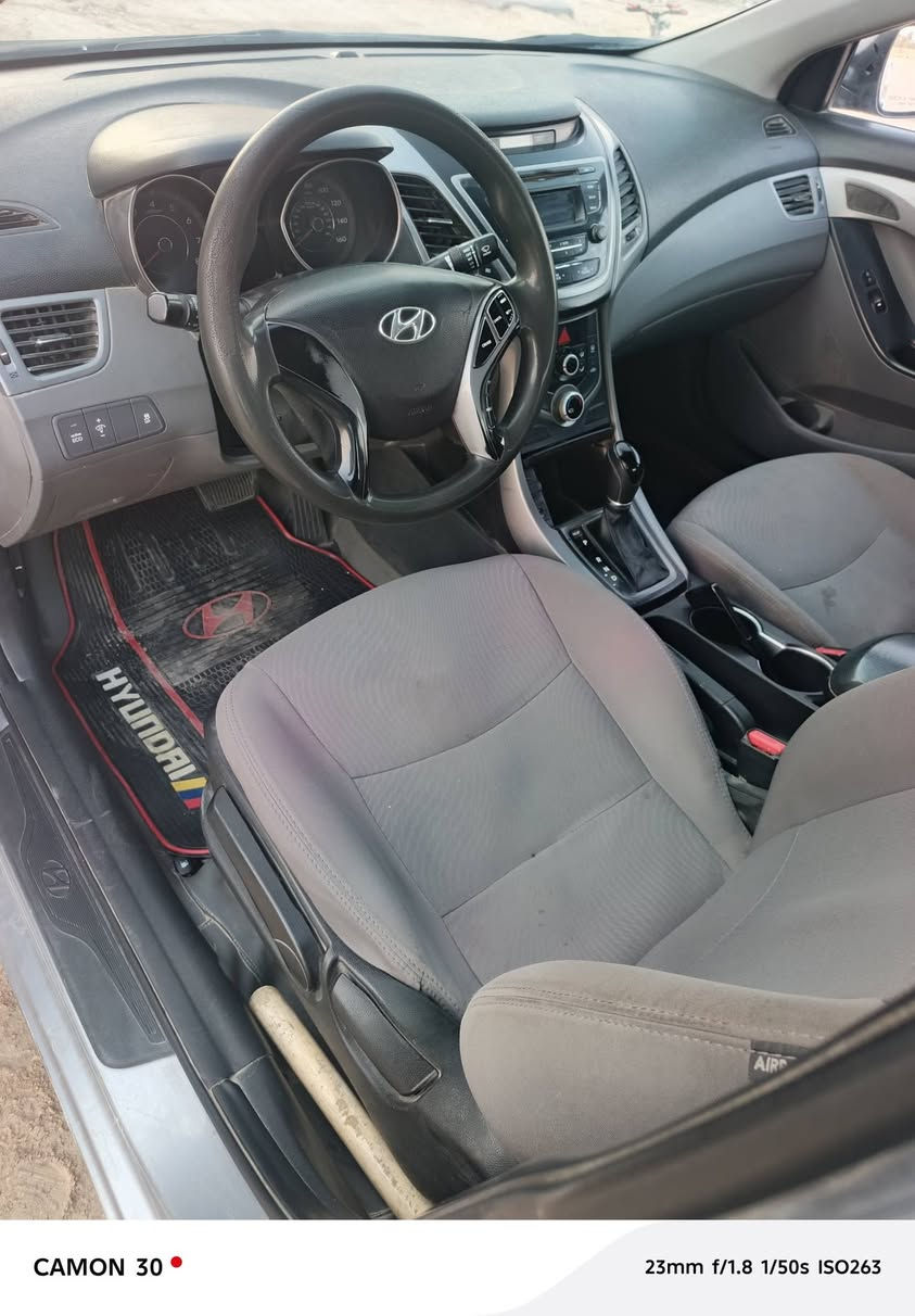 السلام عليكم انتره ١٦ امريكي بيها بيبان اثنين صبغ وبنيد تبديل  رقمه واسط  السعر ١١٠ وبيه مجال مكان كربلاء ***********
