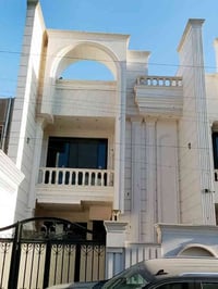 200م للبيع زيونه ٧١٠ حديث درجه اولى  ٤ غرف نوم سويتات  للتواصل  077138...