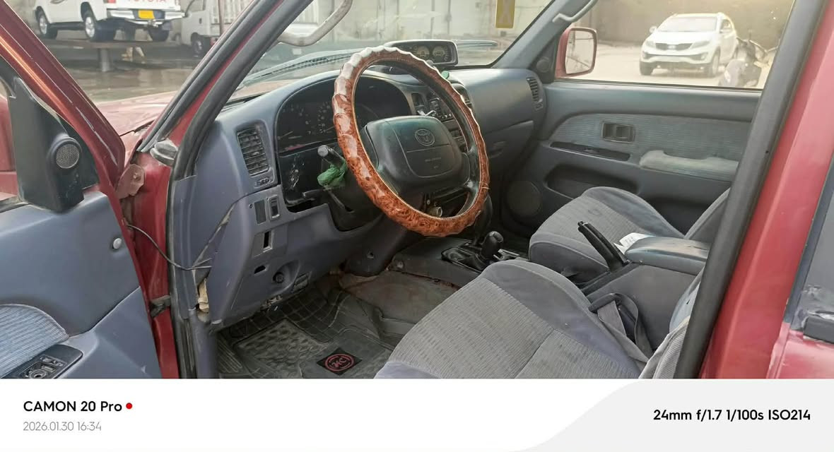 السلام عليكم للبيع او مراوس  اقرا المنشور. رجاء كل التفاصيل مذكوره. 
50هايلوكس سورف تويوتا ستيشن دبل قماره موديل 1996 شكل 2000 رقم بغداد دولي جديد  لون ماروني غيررر محدد مكفوله من انقلاب أو جفيه  وشاصي ايضآ بلاد صفر خياس ما بها اي خياس بيها طخه بل البكلايت الي وره السايق مثل ما موضح   السياره  اوتوماتيك كير وجام تخم تيارات باتري  ويل باترول ٢٠٢٠ محرك سنتر لوك  سبير تعليك اربعه سلندر بلاد 2700  بلادي ومحوره سياره ستيران محوره بدون لحيم وقص سياره بها فتحتين للستيران يمنه ويسره السياره نظام الحديث نوزل مو كابريته مشط مو جعمقه مجموعه   موجود نواقصها تبريد  وصدر وعندي طبه بلكير بس بلتحريكه
مكاني بغداد  ***********

