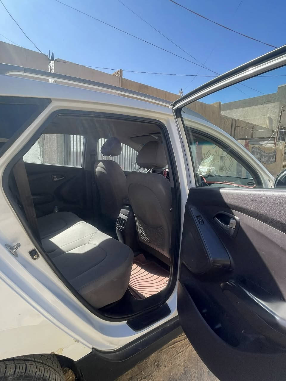 للبيع للبيع

توسان موديل 15خليجي 
السعر 138ورقه 
المواصفات فول ماعده الفتحه 
الضرر البنيد امبدل نفس ألون 
واكو مكانات صبغ 
رقم قادسيه خصوصي 
كير ومكينه كفاله 
السياره خير من الله قبل شهر سويتله ادامه للمكينه 
شاشه وكامره خلفيه 
رقم التليفون ***********واتساب
مكاني بابل مركز
