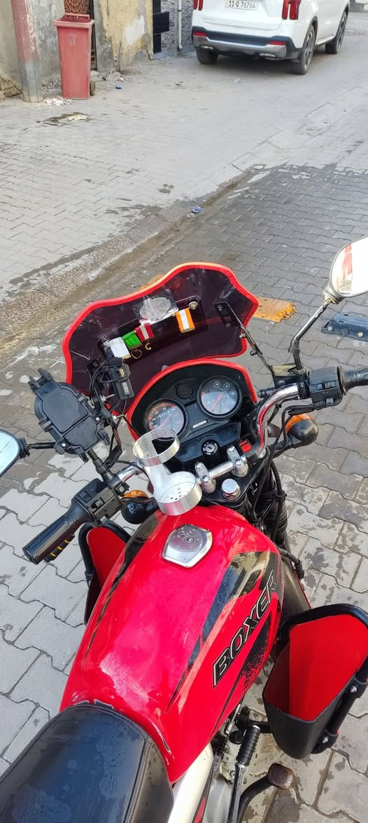 السلام عليكم بوكسر مديل23مرقم هزه جديده ودراجه نظيفه ممفتوحه سعر2200 عنوان بغداد الحريه الرقم ***********
