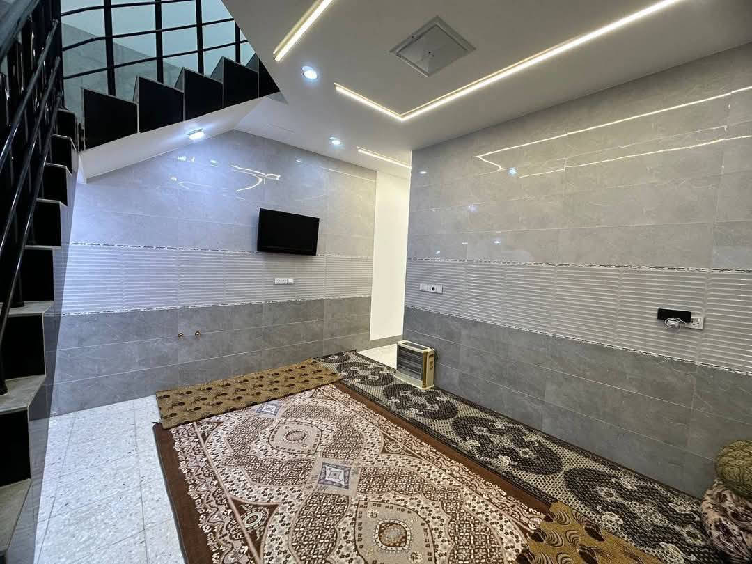 دار للبيع طابو صرف✨
__________________________
المساحه ١٠٠م واجهه٥م💎
__________________________
المواصفات بناء حديث نظام غاز نظام كامرات نظام تبريد مركزي🧨
_____________________________________________
يحتوي البيت على غرفتين نوم واستقبال ومطبخ وكراج وصحيات📌
________________________________________________
الموقع منطقة ال٥٥ على شارع ٢٠م قرب صيدلية القاضي ومقابل مدرسة الدار البيضاء📌
_______________________________________
لمعرفة السعر راسلنا على الخاص
او الاتصال ***********☎️
