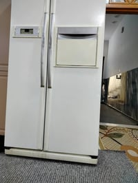 ثلاجه نضيفه • طباخات ٥ عيون • ناصريه بسديناويه