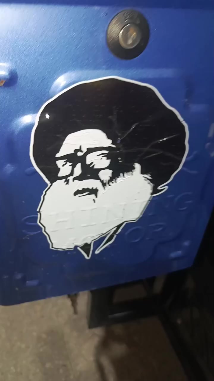 سلام عليكم ورحمه الله وبركاته ستوته للبيع موديل 2023اوراق مكفواله مكينه 2025ستوته ما عايزه برقي تجي وتكلب وبل خدمه سعر اتصل وخادم ***********
