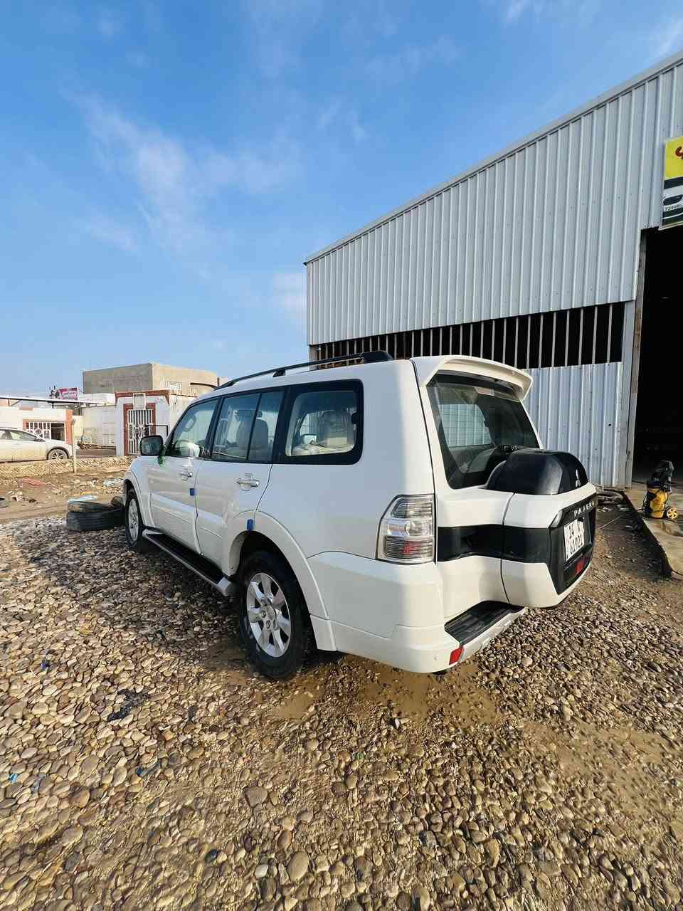 باجيرو 2016وارد خليجي محرك3500 رقمهه بصره مشروع وطني السياره مكفوله كفاله عامه من كل النواحي ما عدا بارد شبر بالبنيد وشبر بالجاملغ السياره على وضعية الشركه لاتبديل ولاصبغ ولا رش ولا تكحيل السياره سعرهه175 بيها مجال بسيط للاتصال والاستفسار الاتصال على الرقم ***********
