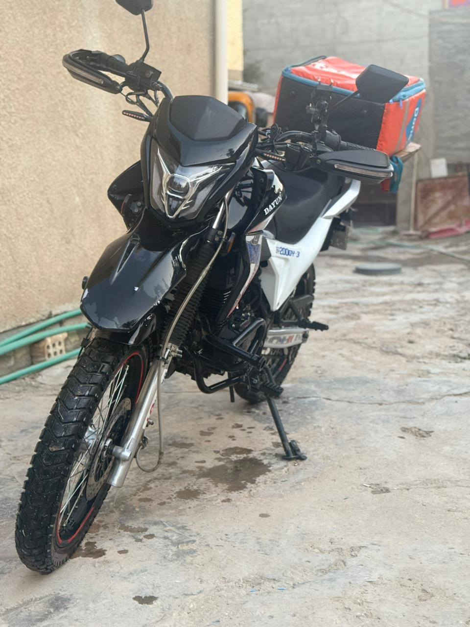 سلام عليكم دراجة دايوان جبلي  للبيع سعر ٢٦٠٠بيهة مجال للطيبين رقمي ***********
دراجة كفالة عامل من اي شي
