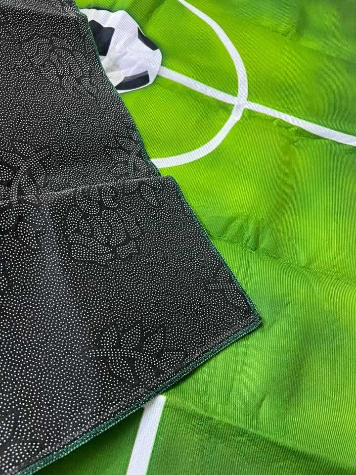 15 ع اول تم
 مفرش دي ثري كلش حلو
قياسة ١٨٠ في ٢٠٠


**إذا كنت صاحب هذا الإعلان وتريد حذفه لأي سبب، رجاءا أرسل رسالة إلى الدعم الفني**