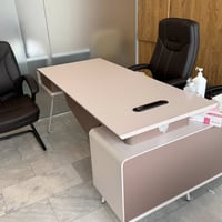 اثاث مكتبي • جديد • ڤانا والعالمية