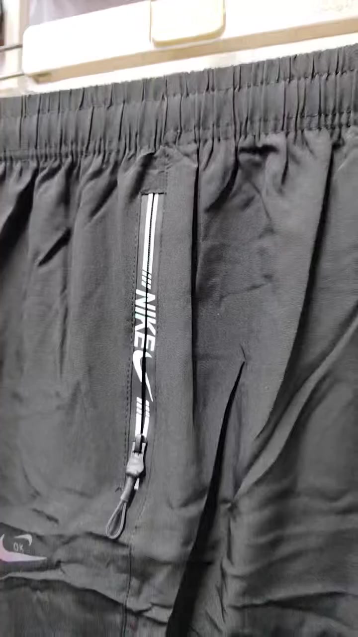 🔹#بجامة_____وتربروف_____ماركة_____اصلي💯

▪#القياسات_____M_____L______XL______2XL

🔸#العنوان__النجف_حي_الزهراء_قرب_مطعم_ثابت 
     *********** واتساب📲 #تجهيزات_رياضيه

🔺#يوجد_توصيل_الى_جميع_اماكن_النجف_والمحافظات

          👑 تجهيزات قمر النجف الرياضية 👑
