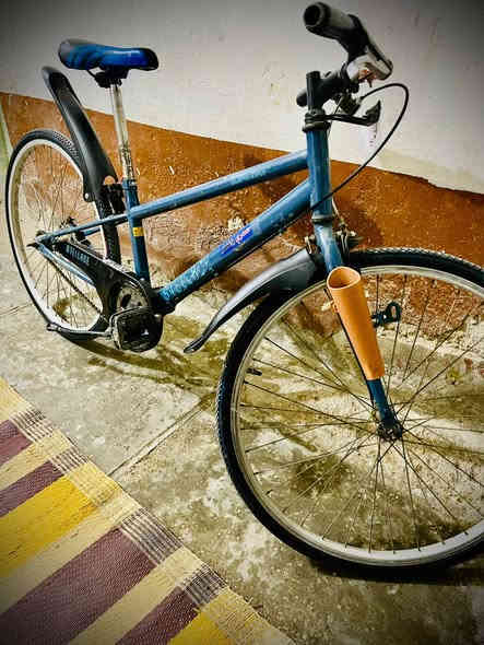 باسيكل للبيع ياباني مختوم تيرات جدد باسيكل نضيق جدان وجديد تاير بريك مامي وخلفي 2018 ختم سعر 85 بي مجال العنوان الزعفرانية رقم *********** تواصل بس واتساب
