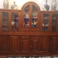 بوفيه • للبيع • فاضي