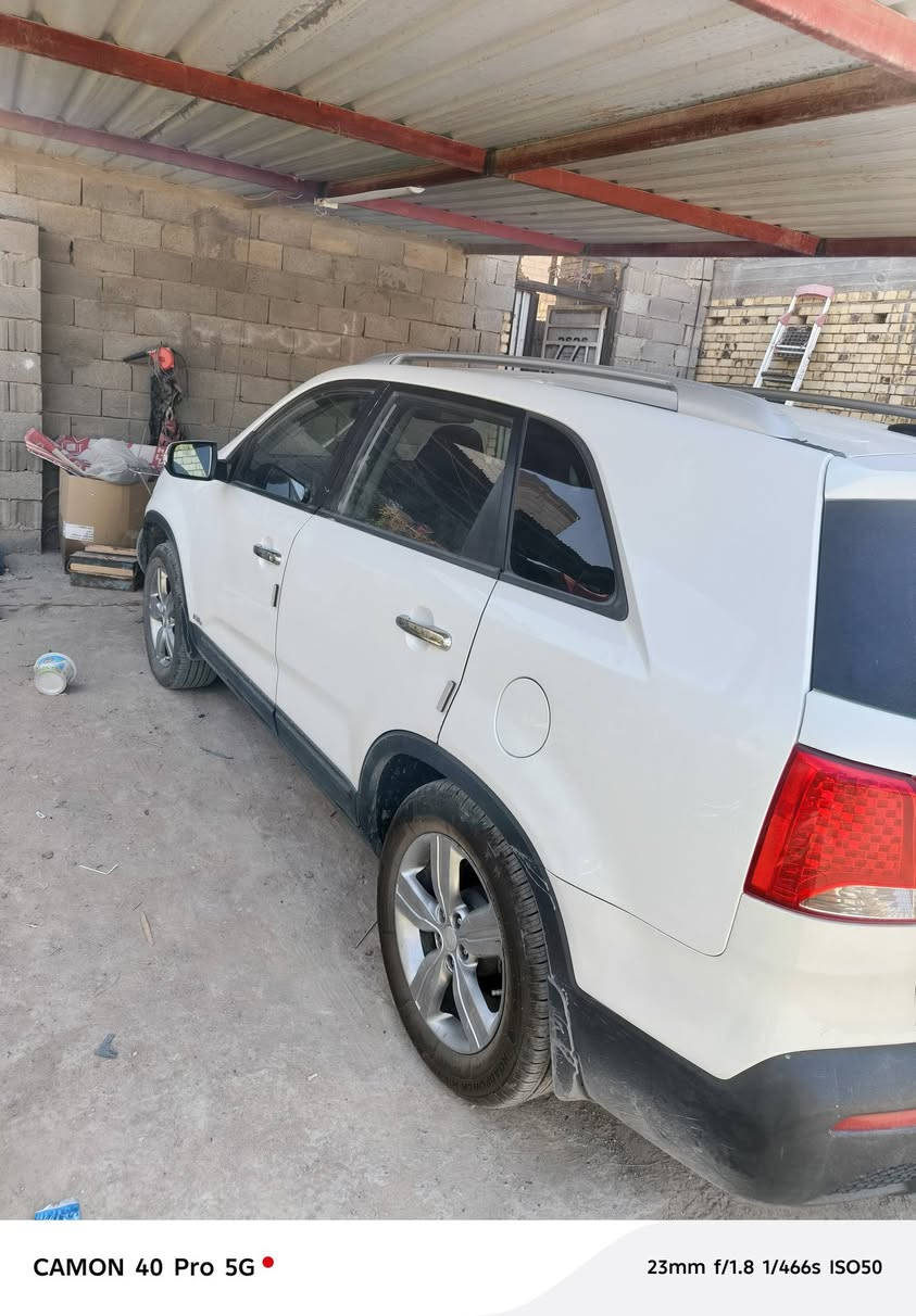 السلام عليكم سورينتو 2012 امريكي محرك  اربعة سلندر, 2400 رقم بصرة باسمي السعر 112 ورقة تلفون ***********
