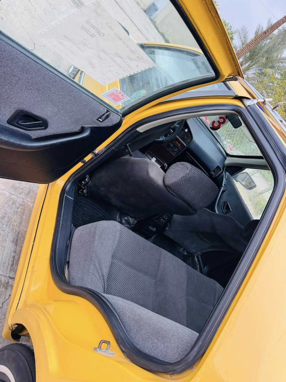 سلام عليكم
بيجو بارص 2015كفاله عامه بسمي سنويه جديده مصفره هيئه وغرامات سياره جديده وجاهزه من كلشي دينار ماتصرف عليه 

كير مكينه حداديه تخم تاير تبريد تدفئه كله جديد كل نقص مابيه
السياره بدون غراض 
السعر 52وبيه شويه مجال 
مكاني بابل مركز المدينه 
***********
