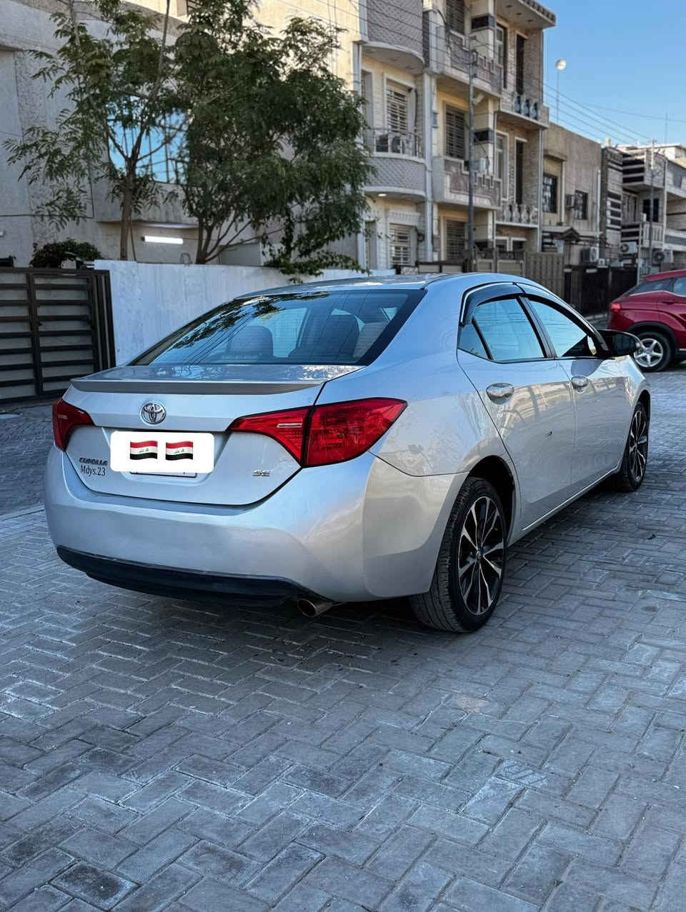 سلام عليكم
كورلا مديل 19 رقم بغداد 
بيه فقط بنيد بدون دواخل 
مكينه ١٨٠٠  
السعر ١٣٢وبيه مجال 
مكان بغداد سيديه 
***********
