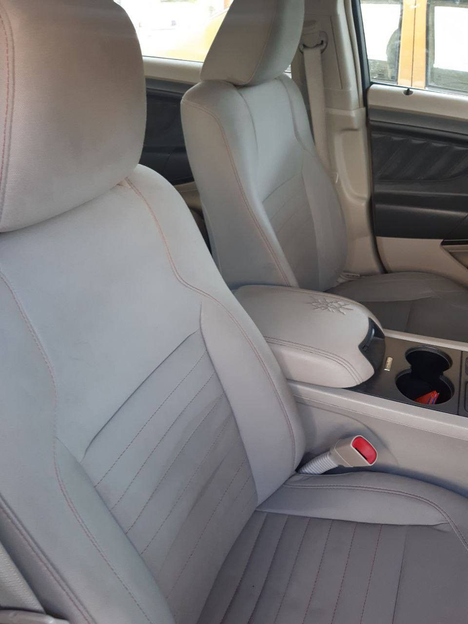 للبيع فورد تورس 2012وارد امريكي حادثهه باب خلفي كير ومحرك مكفول تخم تاير بطارية جديد تبريد ثلج صدر خلفي وامامي جديد سيارة جاهزة من كل النواحي رايدهه ب100وبي مجال للشراي للاستفسار***********مكاني بغداد الدورة
