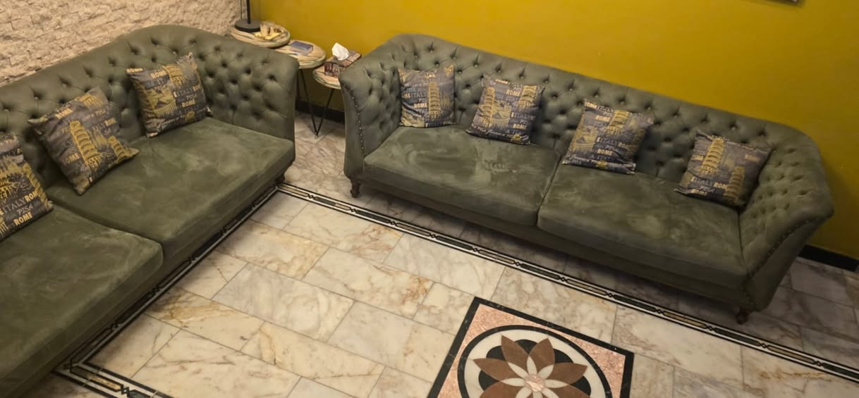 قنفات صنع تركي مستخدم للبيع
السعر 450 الف
العنوان بغداد حي اور


**إذا كنت صاحب هذا الإعلان وتريد حذفه لأي سبب، رجاءا أرسل رسالة إلى الدعم الفني**