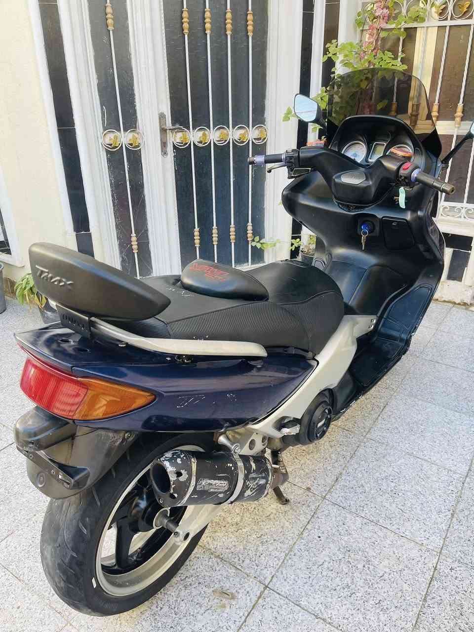 سلام عليكم
2008 سكيورتي 

 مكاني حله 

   

***********.  

مكينه ما ملعوب بيه 

سعر 20 وبيه مجال للشراي
