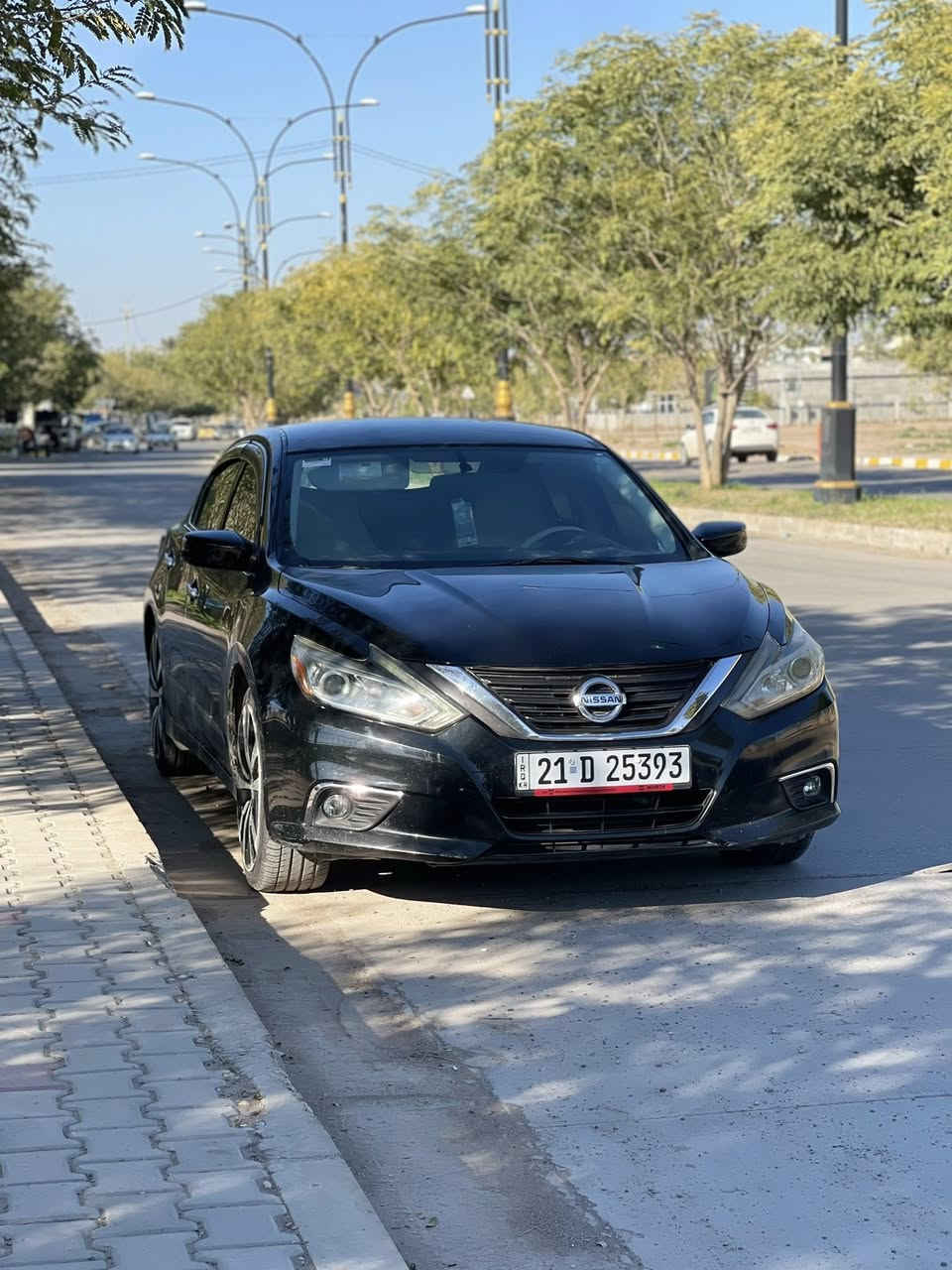 السلام عليكم
Nissan Altima 2016 🖤 
مكينة وكير بشرط الفحص
محرك 2500 المرغوب
 السعر :126 وبي مجال بسيط
مواصفات S
كشن كهربائي
بصمة تشغيل
بصمة ابواب 
صندوق بصمة 
شاشة 
كاميرا 
سيارة نظيفة وجديدة 
ماشية (195 ) الف كيلومتر
بيهه صبغ جاملغ جهة سايق فقط 
شواصي وبدنة كفالة 
سنوية ورقم وهزة كلة جديد 
سيارة باسمنا 
تحويل ثاني يوم 
للاستفسار : ***********
العنوان 📍 خانقين
