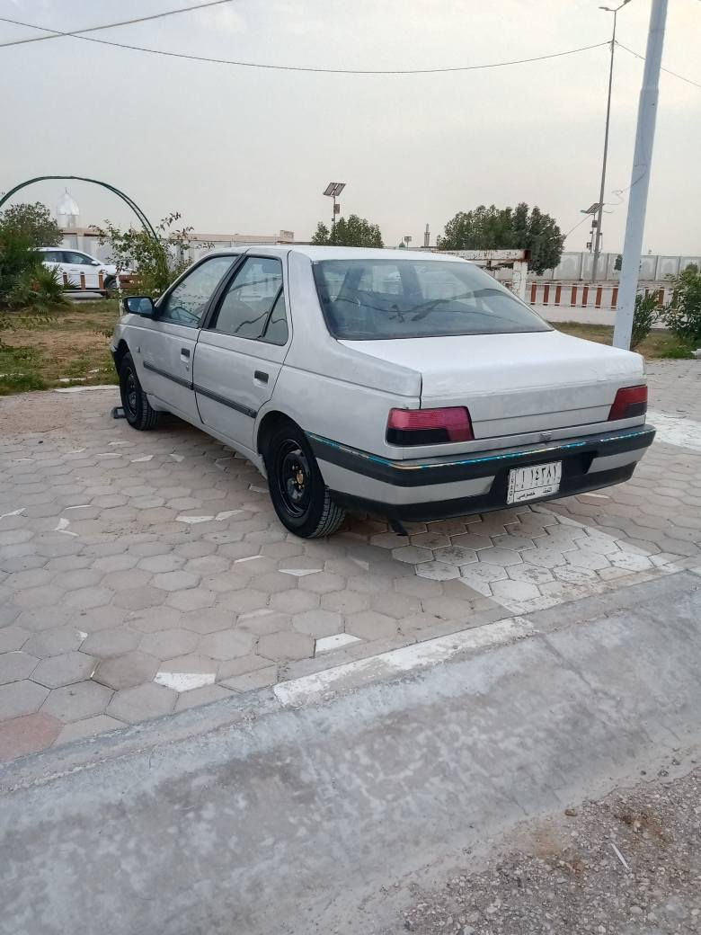 السلام عليك بيجو 405 مديل 12 سياره جديده تراي يخبل مكينه وكير جدد تخم تأير جديد حداديه جديده دبلات امامي خلفي ويل صبغ حراري اصلي تبريد تتفئه السياره بيه البنيد طاير كفاله من الضربه شواصي بالجيس غرفه جديده السعر 33وبيه مجال اتصل وتددلل *********** النجف, العراق
