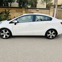 ريو ٢٠١٢ رقم بغداد مشروع وطني بأسمي السيارة خليجي  تبريد شغال تدفئة شغ...