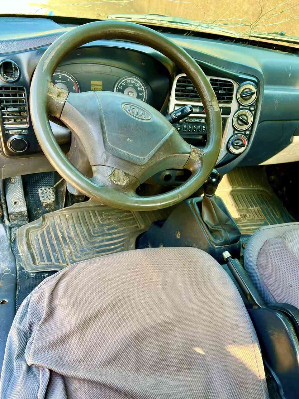 السلام عليكم كيا حمل 3000مفتوح موديل 2005السيارة كفالة من الكص والضربة والصبغ گير محرك اكسل شاصي كفالة اتعهد سرقة وعشائر راعيها الشرعي مااندلة للاستفسار ***********السعر المطلوب 45وبيها مجال
