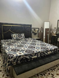 متوفر غرفه تركيه نضيفه حيل مستعمله قليل بعدها جديده تكون من 6قطع السعر...