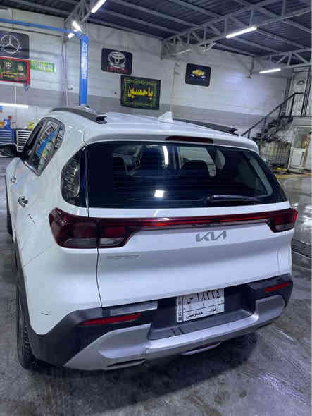 كيا سونيت موديل 2023 
ضمان الدوليه 

ماشيه 34 الف 

بيهه بارد جاملغ 

والباب الخلفي بعده على وضعه مثل ما موضح بالصور والسونار 

- حساسات امامي خلفي 

-كاميرا واشاير مري وتحكم ستيرن فول 

سعرها  134 $ 

للاستفسار الاتصال فقط ‭٠٧٧٤ ٤٠٢ ٢٢١٧‬ بغداد
