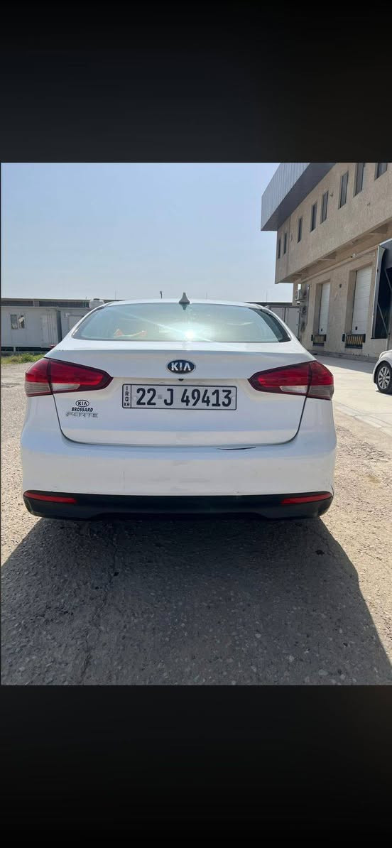 السلام عليكم كيا فورتي موديل  2017 السيارة محرك 2000 دوش السيارة مكفولة كفالة عامة كير مكينة تبريد صدر كهربائيات السيار كلش حلوة واحلا من الصور قطرة صبغ ما بيها كلين ماشية 83 الف رقم اربيل باسمي شرط تحويل
السعر 119 
العنوان بغداد 
رقمي ***********
