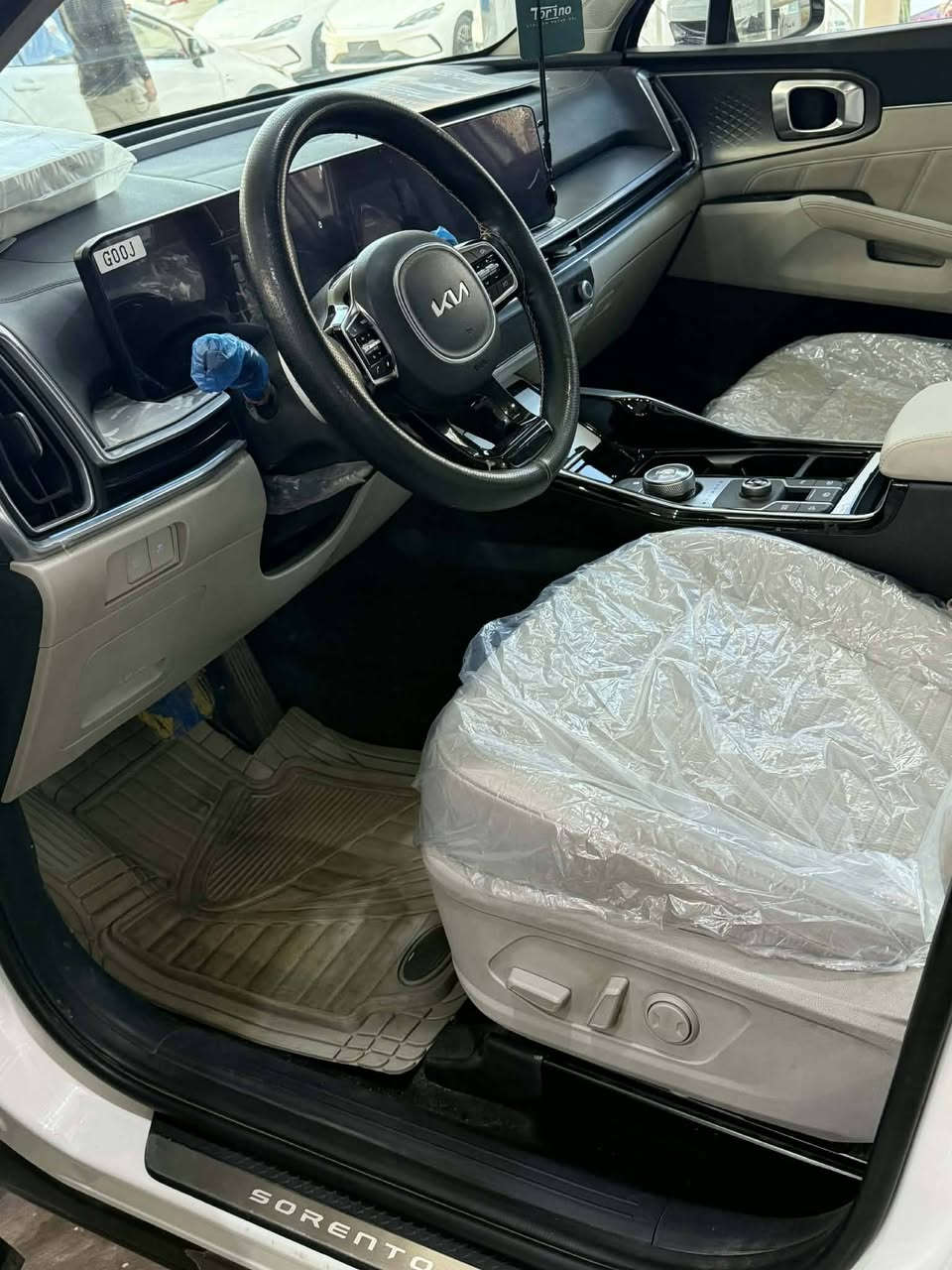 سورنتوا 2024 رقم اربيل باسم شركه
كفاله عامه من كل شي

بصمه 
بانوراما
كير ماوس
اضائه LED
تشغيل عن بعد
كراسي كهرياء 
تبريد ثلاث قطع
ويل 19
جنطه شفط
شاحن وايرليس
نفكيشن

اتصال ***********
النجف الاشرف
