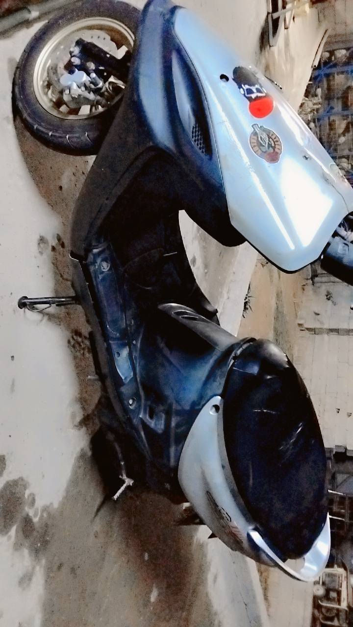 ماكس قجمه للبيع سرعه 120 جاهزه مبيه اي نقص بس عوزه سلف سعره مناسب بغداد


**إذا كنت صاحب هذا الإعلان وتريد حذفه لأي سبب، رجاءا أرسل رسالة إلى الدعم الفني**