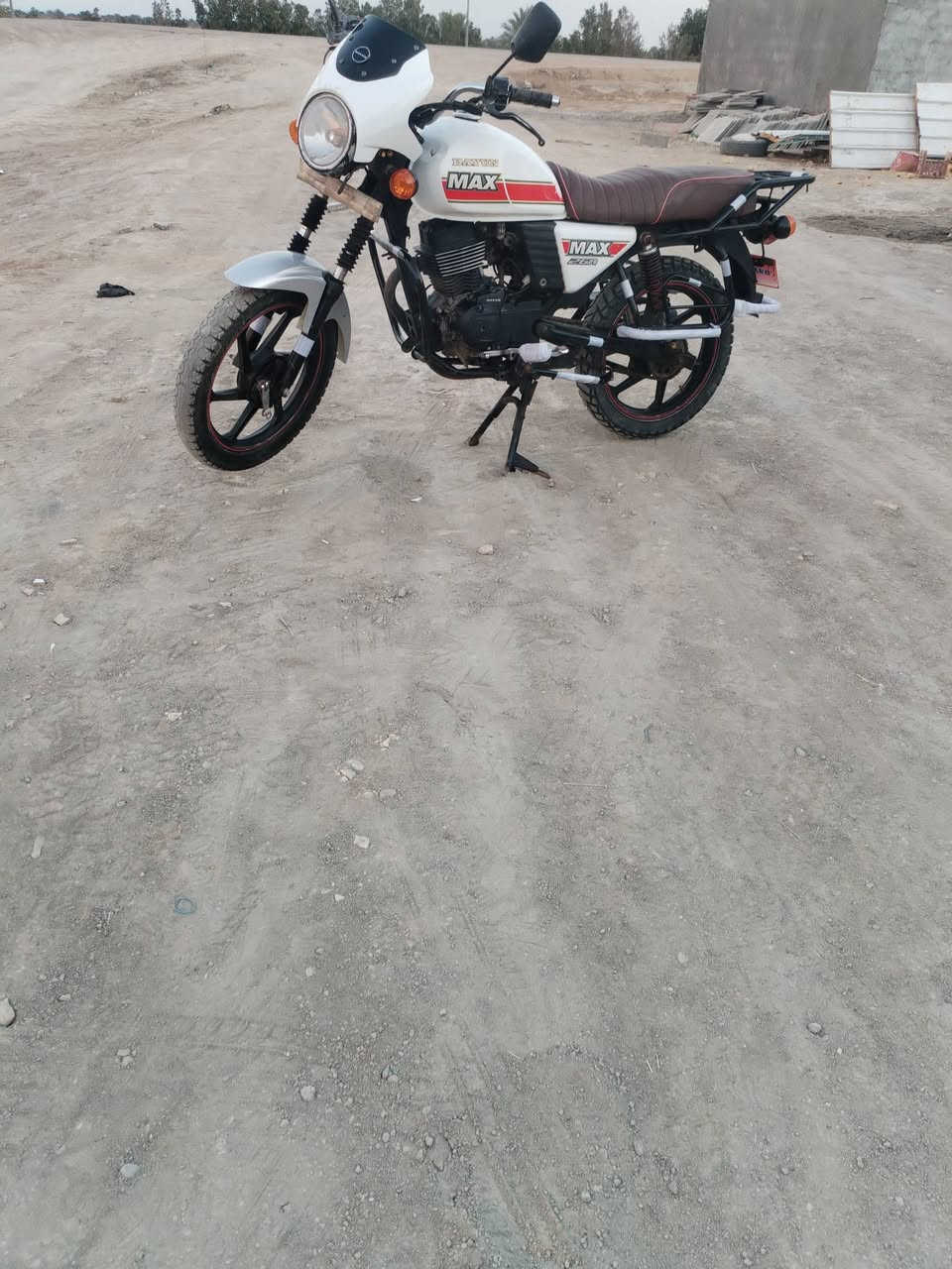 السلام عليكم دراجه دايون البيع موديل 21وراق صولي مكفوله كفاله عامه مكان ناصريه ***********
