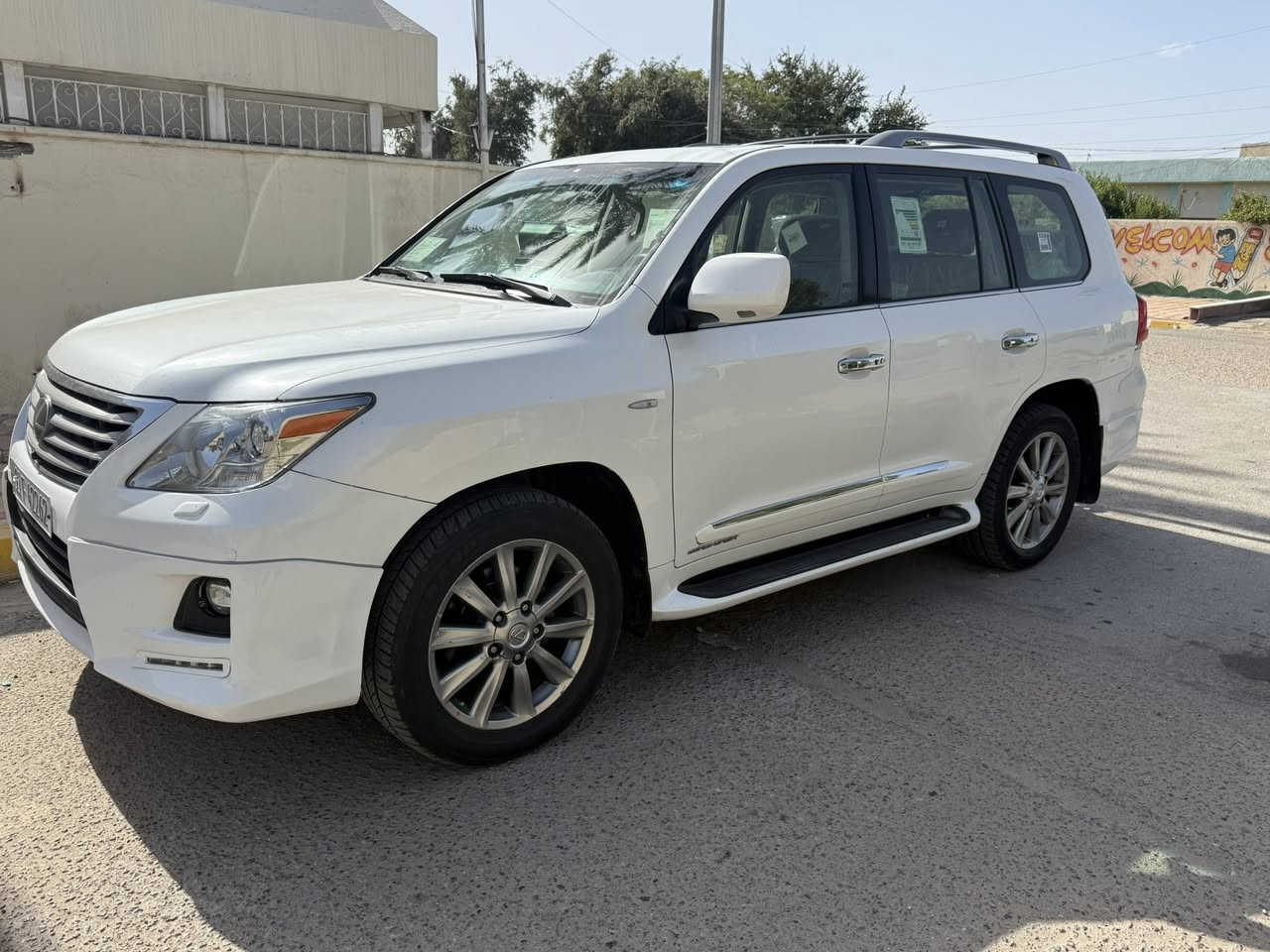 السلام عليكم لكزز موديل 2011 بريم معروضه 298 وبيه مجال رقم بغداد باسمي تحويل مباشر مكينه 8 سلندر 5700 تبريد ثلج صدر امامي خلفي جديد تخم تاير جديد سياره جاهزه كل نقص مابيه مواصفات سياره سلايت روف بصمة تشغيل 5 بصمات جكات تصعد وتنزل صندوك كهرباء كشنات جلد + كراسي كهرباء ستيرن كهرباء وبعد بيه هواي مواصفات سياره بيه صبغ جاملغ خلفي + باب بدون دواخل مكان سياره بغداد الاستفسار *********** خاص مغلق 🔏
