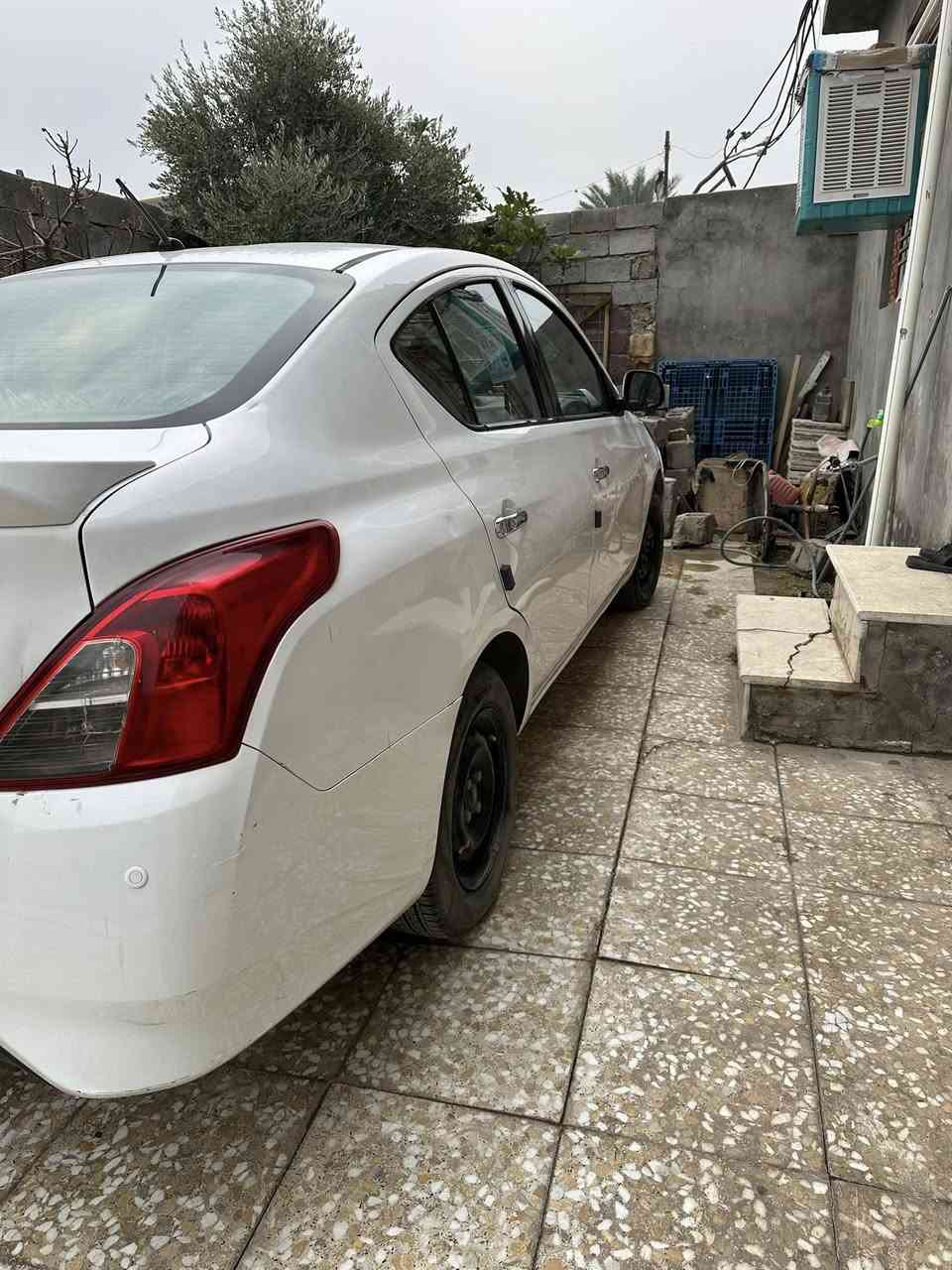 السلام عليكم
نيسان سني 2020 سياره كفالة عامة ماعده شبر بارد بالجاملغ امامي عكس السايق سيارة جاهزة للاخير صدر امامي خلفي تخم تاير جديد تدفئة تبريد السعر 112$ وبيه مجال حك الجية العنوان بغداد التاجيات قرب مرور التاجيات رقم الهاتف ***********
