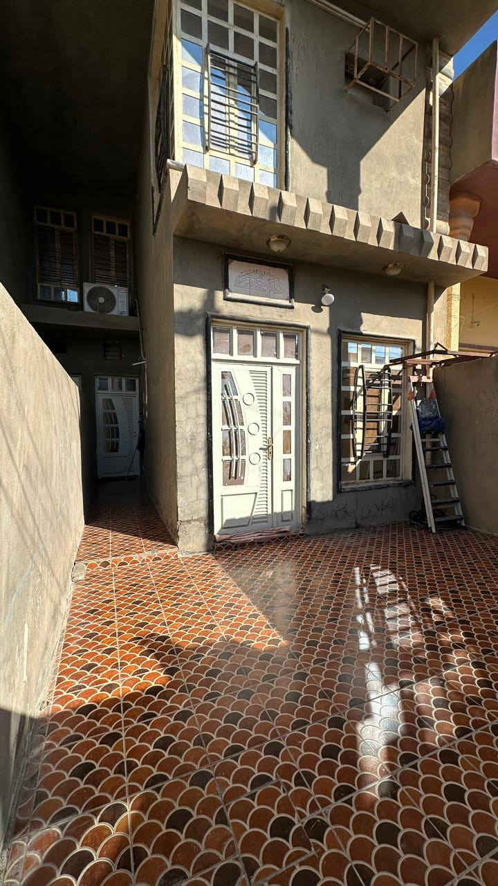 بيت للايجار حديث طابقين الفلوجه بحي النزال قرب جامع عبد العزيز  غرفتين وحده فوك وحده جوه وصاله واستقبال بدل 450 وبيه مجال قليل للاستفسار‏‪***********‬‏
