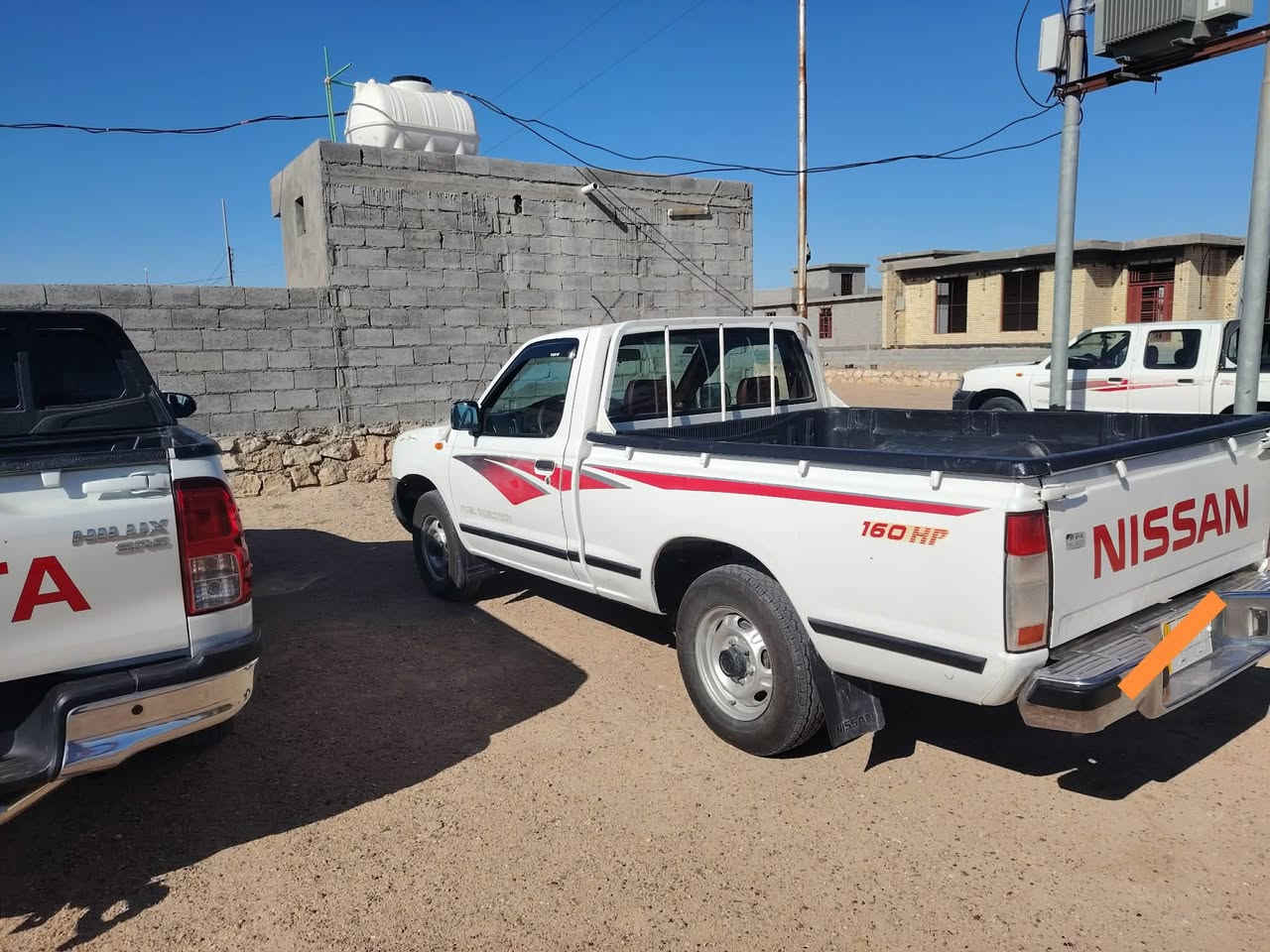 نيسان للبيع تك موديل ٢٠١٣ سونار مرفق بل منشور سعر ١٢٠ *********** توجد بل فلوجه
