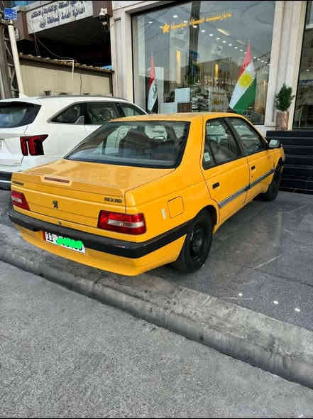 السلام عليكم 
للبيع بيجو أكد موديل 2016  رقم بغداد الدولي مصفرة هيئة وغرامات السيارة مكفولة لا تبديل ولا صبغ ولا ضربة عدى بارد بخشم الجاملغ الايسر بدون دواخل صدر امامي خلفي جديد مشط ستيرن وكلج جدد كله ايساكو داخل السيارة نضيف السعر 48 للاستفسار اكثر الاتصال *********** غير متواجد على النت   ***********
