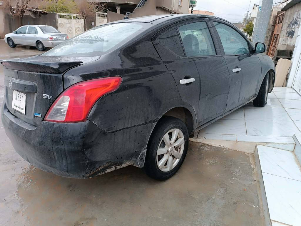 نیسان ڤێرسا 2013بڕاوە
زۆر خاوێن هەمو شتی کاردەکات. ڕەش. گێڕومەکینە بەشەرت
تایەی تازە سعر 44گەڵا
*********** 
ئەوە ڕەقەمی ساحێبیەتی شمشمل, السليمانية
