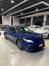 السعر 194$ Toyota Camry Xle 2023 وارد امريكي فول مواصفات  محرك 2.5 بنو...