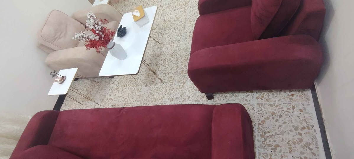 خمس مقاعد تخم باله اوربيه شغل درجه اوله
مكاني بغداد شارع حيفا
*********** بغداد, العراق
