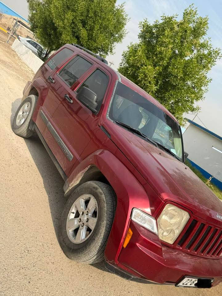 السلام عليكم جيب لبرتي خليجي 2012 ماشيه 135 اربيل سنويه وهزه جديدة باسمي سياره جاهزه ونظيفه غرفه جديده ومدومشمه تغليف  مال جناي تبريد ثلج ادامه كامله منظومه الوقود والفلاتر والنوزلات والبلكات كلها جدد لايتات عالي ناصي زينون حته الكشافات ترايها للبصره سنوارها موجود صبغ البنيد  فقط
لا ايرباك ولا شي عارضها 117$ وبيها مجال بسيط للشراي 
او مراوس بسياره ناصيه  
يحتاجلها صبغ دعاميه اماميه فقط شويه وقت ماعندي جان صبغتها مكانها بغداد العامريه    ***********
