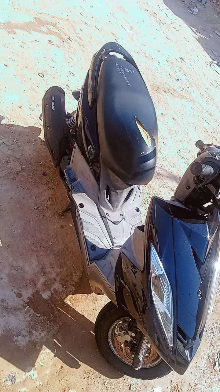 السلام عليكم جيتي ار كفاله عامه صاله شهر من نازله متوازي عله بيعته ال700 وبيه مجال مكان المدينه 
‏‪0777 191 1944‬‏
